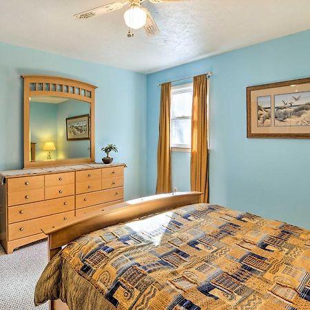 Lake Waccamaw Home With Fenced Yard And Shared Pier! Εξωτερικό φωτογραφία