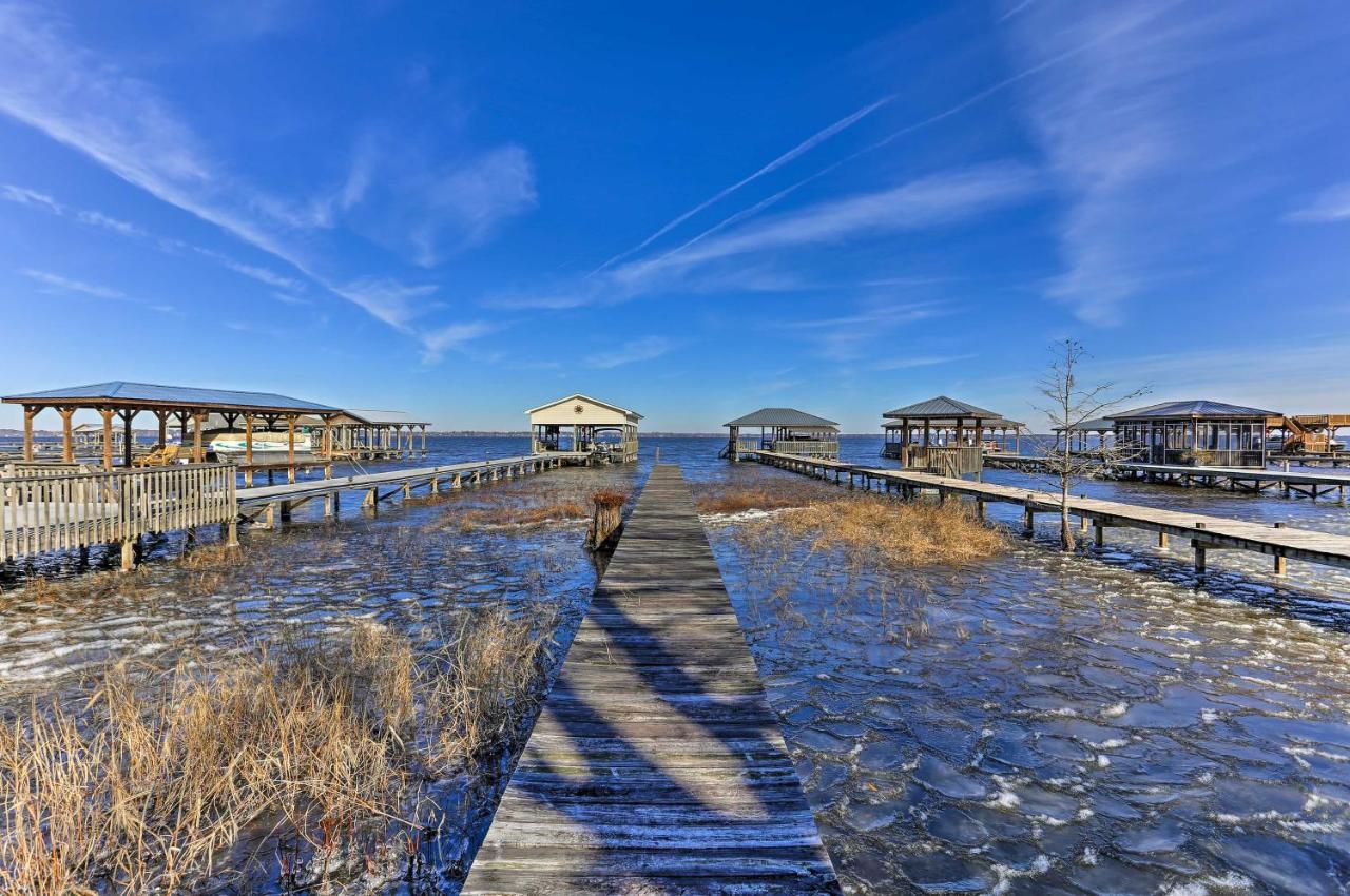 Lake Waccamaw Home With Fenced Yard And Shared Pier! Εξωτερικό φωτογραφία