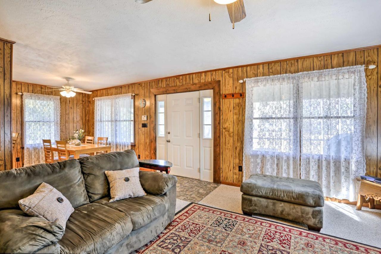 Lake Waccamaw Home With Fenced Yard And Shared Pier! Εξωτερικό φωτογραφία