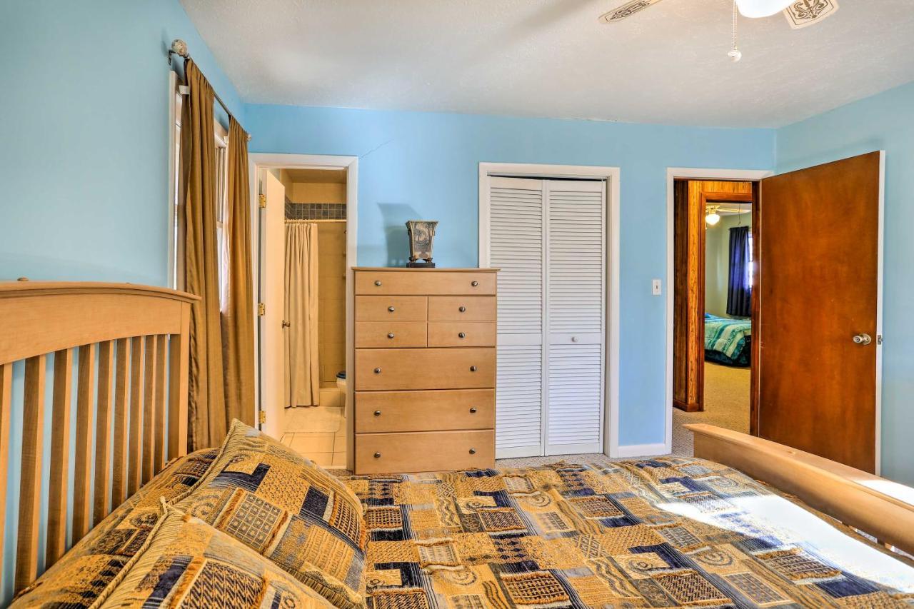 Lake Waccamaw Home With Fenced Yard And Shared Pier! Εξωτερικό φωτογραφία