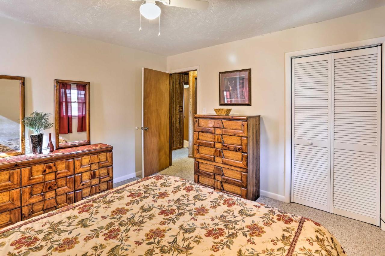 Lake Waccamaw Home With Fenced Yard And Shared Pier! Εξωτερικό φωτογραφία